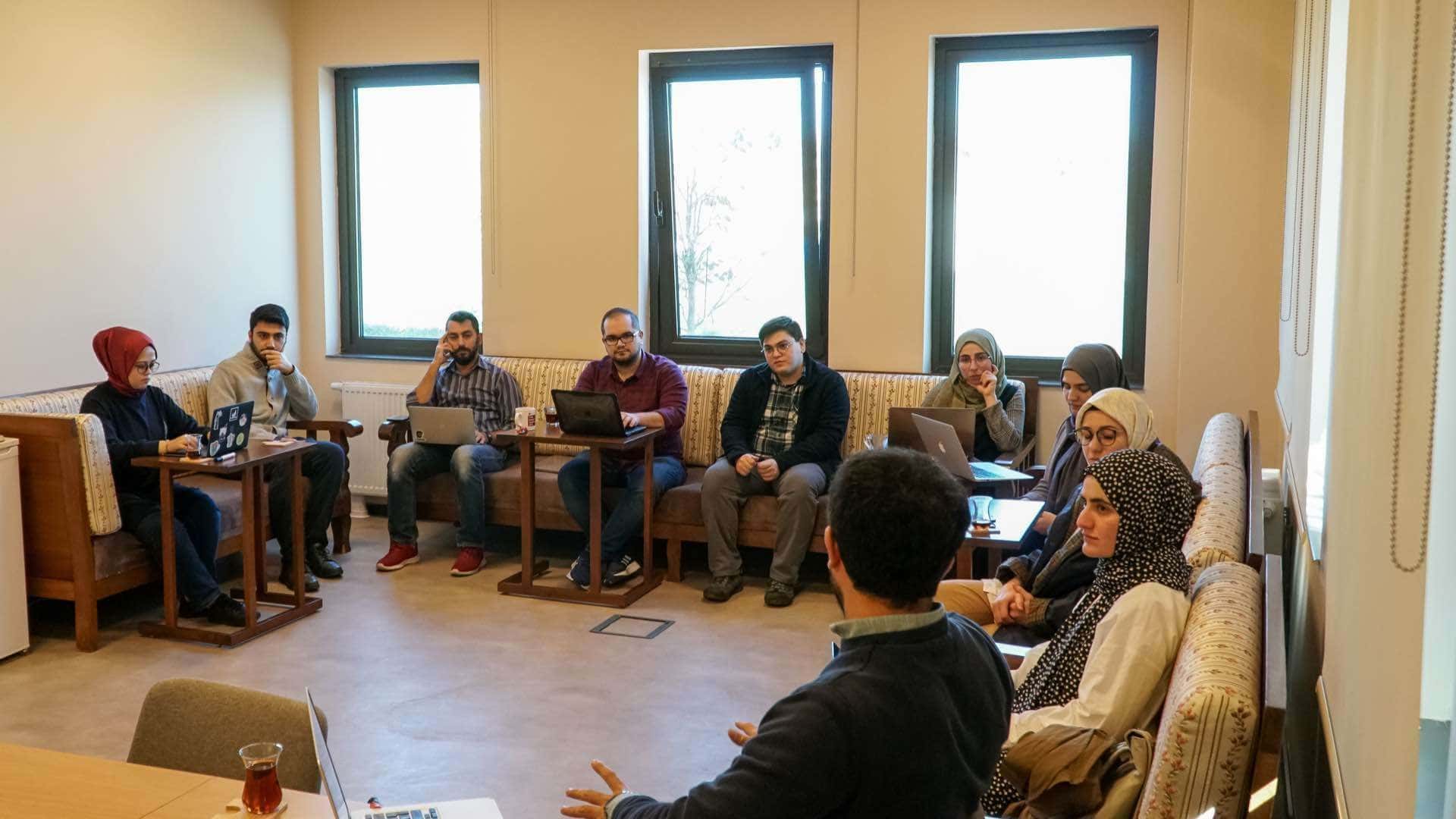 Innovative Learning Models in Law Education Training Program was Held