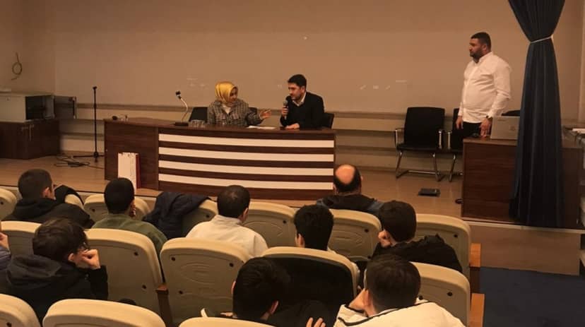 Dr. Mustafa Oğuz Tuna Liseli Gençlerle Buluştu